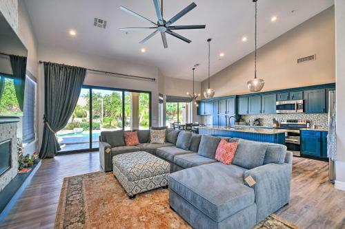 Scottsdale Golfers Getaway With Putting Green
