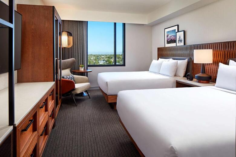 Hotel Senna House Scottsdale, Curio Collection By Hilton