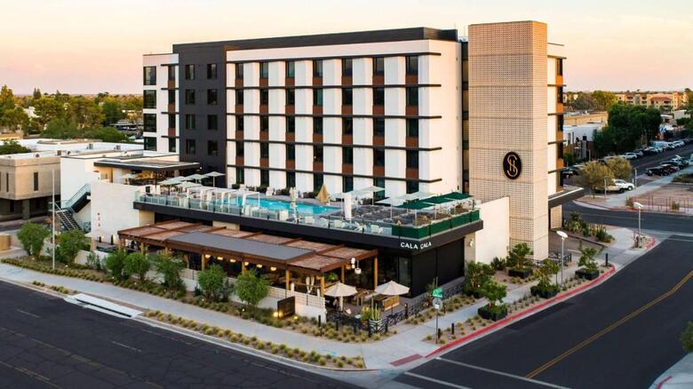 Hotel Senna House Scottsdale, Curio Collection By Hilton