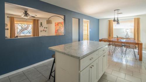 Wanderjaunt - Regulus - 4br Home - South Scottsdale