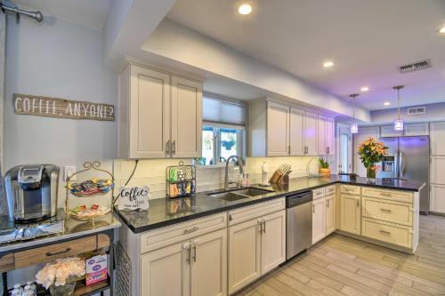 Pet-friendly Family Paradise With Game Room!