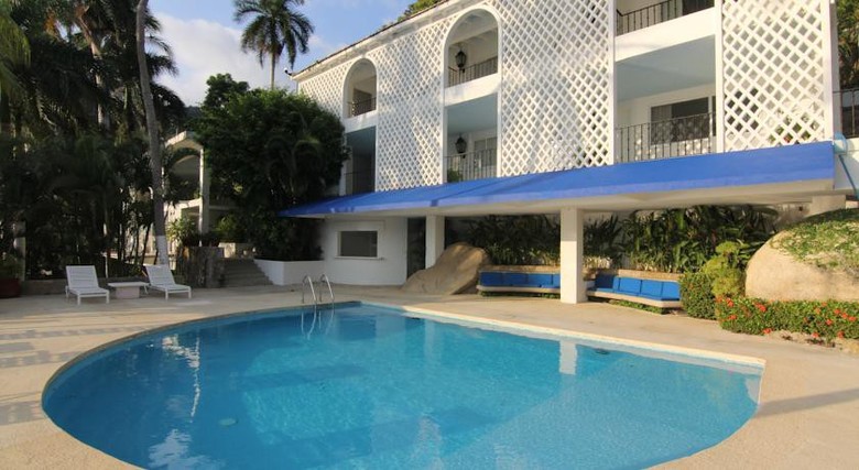 Casas Y Villas Real Estate - Casa Aldila