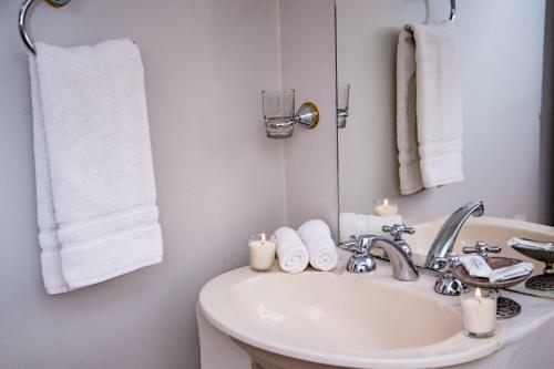Hostal Kori Gems Inn