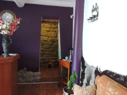 Hostal Kori Gems Inn