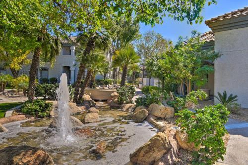 Apartamento Lush Condo With Private Balcony And Mtn Views!