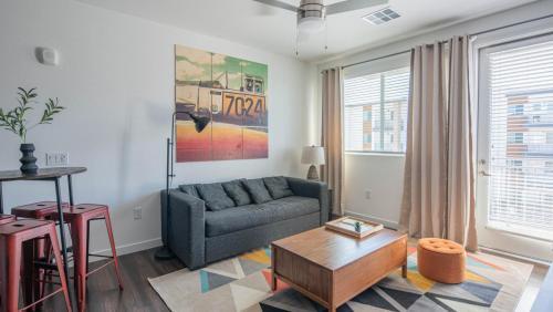 Wanderjaunt - Alexan Scottsdale Apartments