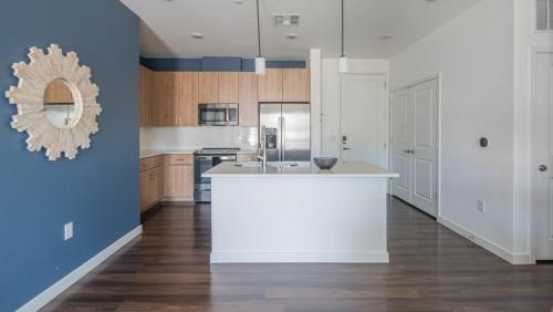 Wanderjaunt - Alexan Scottsdale Apartments