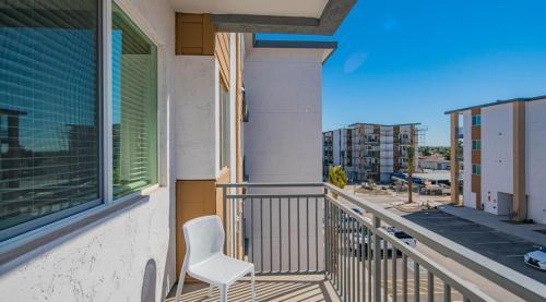 Wanderjaunt - Alexan Scottsdale Apartments