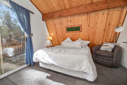 Leaf It All Bepine Cabin