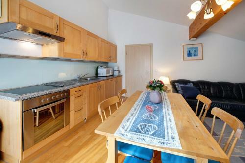 Apartamento Haus Lowe Appartement 2 Stock Nr 4