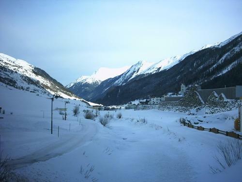 Hostal Apart Garni Arosa