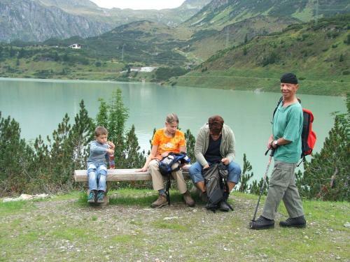 Hostal Apart Garni Arosa