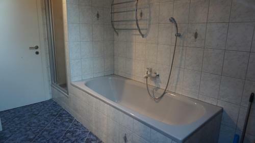 Apartamento Ferienwohnung Schicker