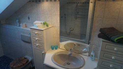 Apartamento Ferienwohnung Schicker