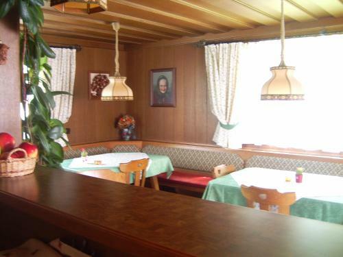 Bed & Breakfast Privatpension Gosaukammblick