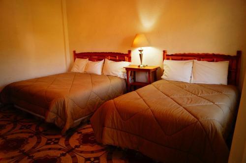 Hostal Hospedaje La Hoja