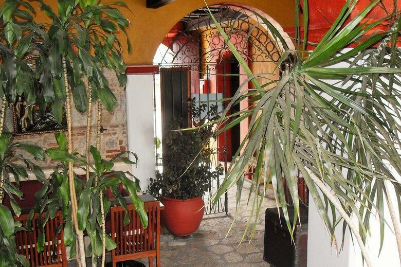 Hotel Casa Del S�tano