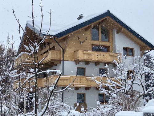 Apartamento Bee Happy Haus Burb�ck