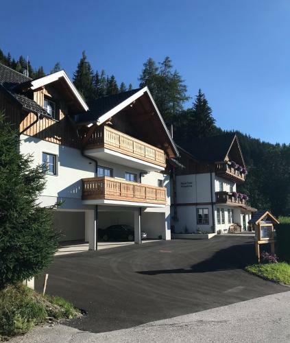 Apartamentos Platzhirsch