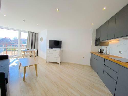 Private Apartment In Paradiso Aparthotel - Black Sea