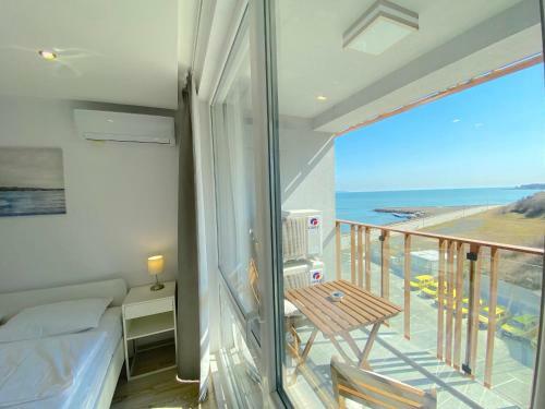 Private Apartment In Paradiso Aparthotel - Black Sea