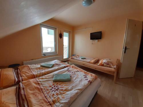 Hostal Penzion A Camp Havran�ky U Np Podyj�