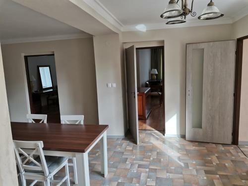 Apartm�ny Hluk