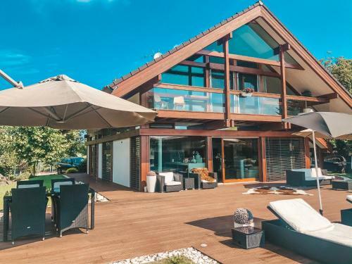 Villa Orl� Hn�zdo 853