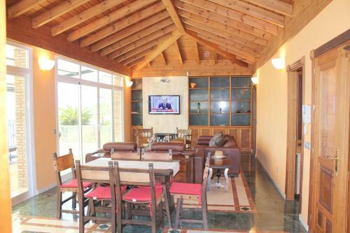 Villa Canovas Vista Lara
