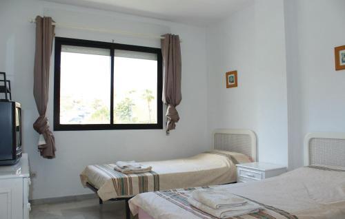 Apartment Apt