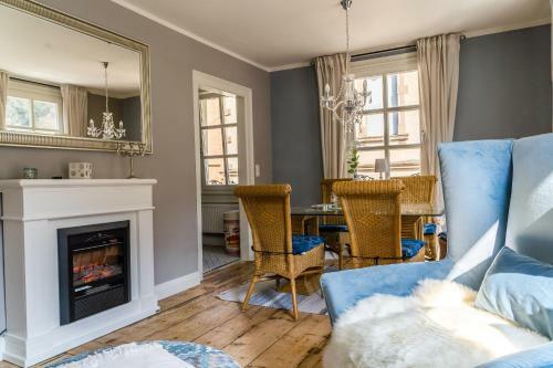 Ferienhaus Am Fluss. Baubiologisch Renoviert.