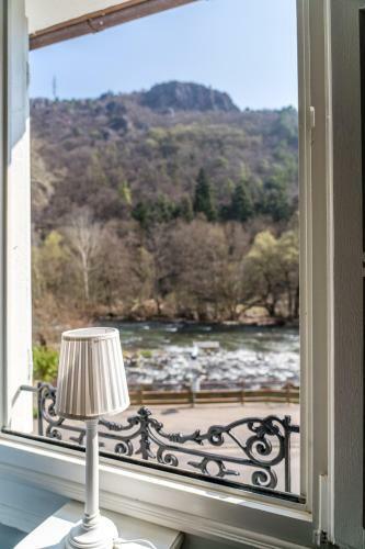 Ferienhaus Am Fluss. Baubiologisch Renoviert.
