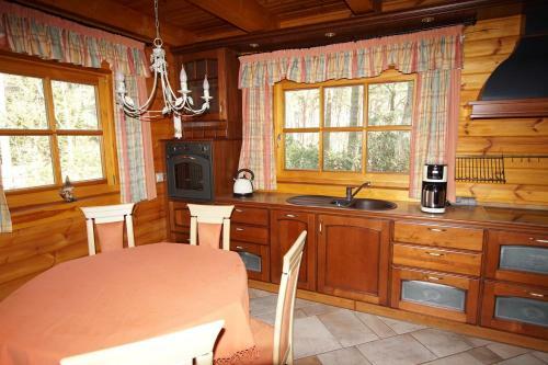 Waldhaus Eichh�rnchen