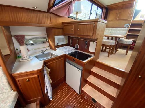 Luxusurlaub Auf Der Amavida Yacht / Scharm�tzelsee