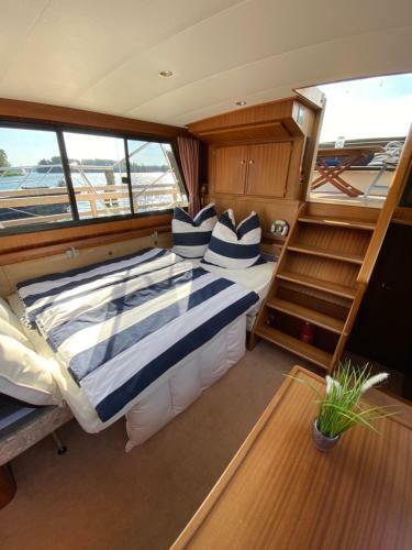 Luxusurlaub Auf Der Amavida Yacht / Scharm�tzelsee