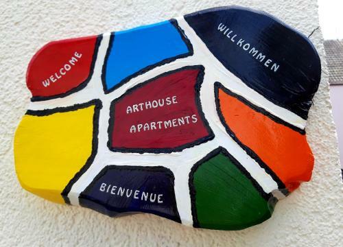 Arthouse Apartment 2
