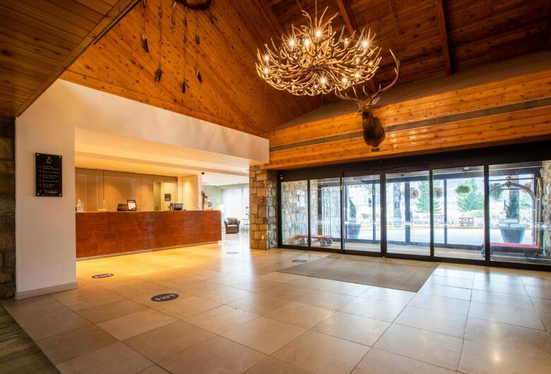 Hotel Sawridge Inn And Conference Centre