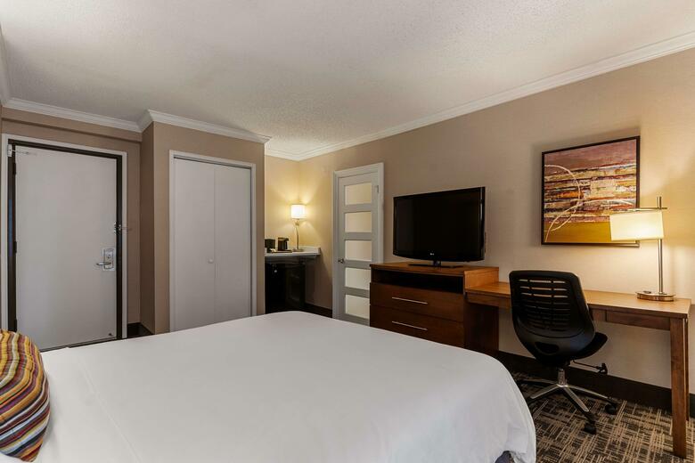 Best Western Ville Marie Hotel & Suite