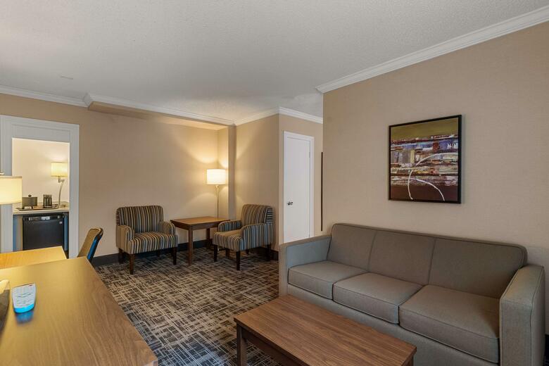 Best Western Ville Marie Hotel & Suite