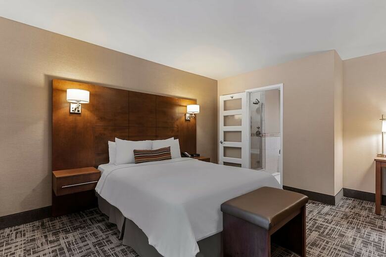 Best Western Ville Marie Hotel & Suite