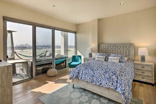 Apartamento Ideally Located Condo 1 Mi To Junipero Beach!
