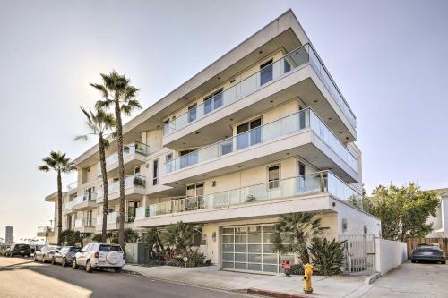 Apartamento Ideally Located Condo 1 Mi To Junipero Beach!