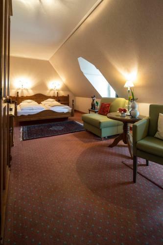 Hotel Und Weinhaus Zum Krug
