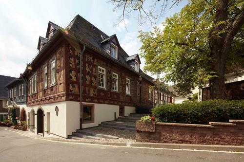 Hotel Und Weinhaus Zum Krug
