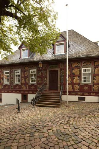 Hotel Und Weinhaus Zum Krug