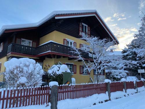 Apartamento Landhaus Luise Fly In & Sleep