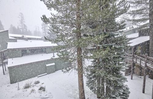 Apartamento St Anton Courtyard View 2-bedroom Condos With Two Oversized Jacuzzi Spas