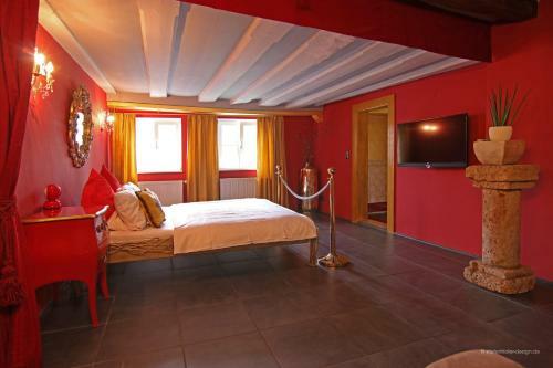 Elements Hotel