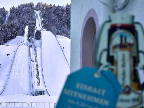 Hostal Olympiahaus