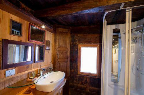 Hostal Walser House